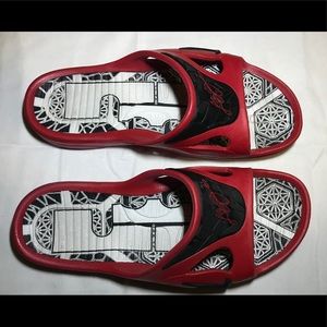 lebron james slides 2018